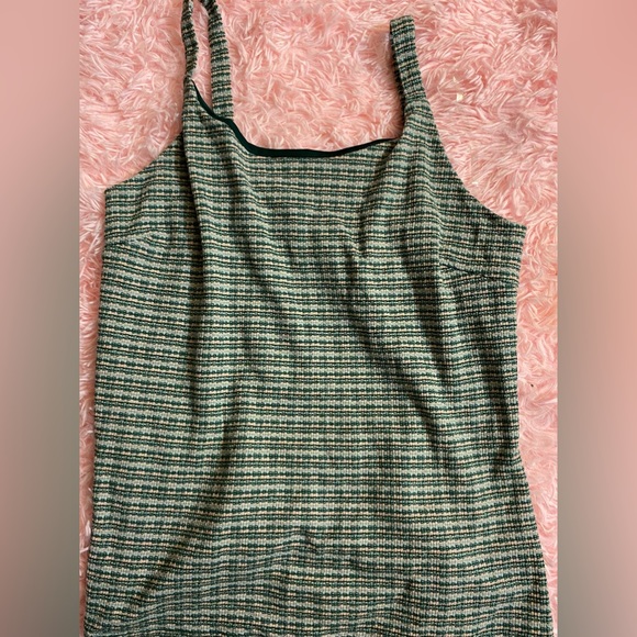 Crop Tops - Picture 7 of 11